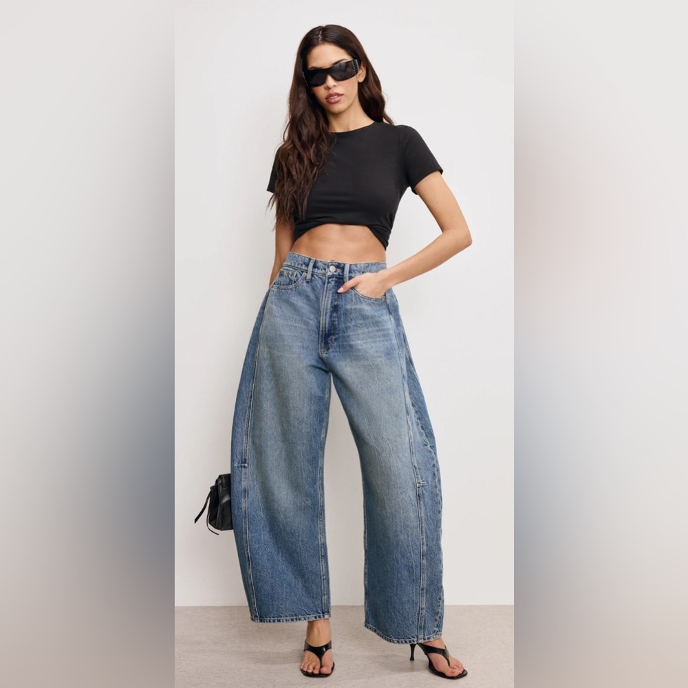 Good American Extreme Barrel Jeans size 00 NWT